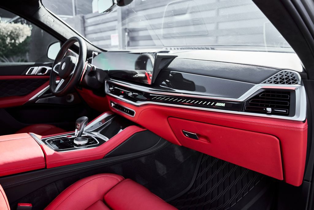 Used 2026 BMW X6 M Competition w/ Executive Package image 42