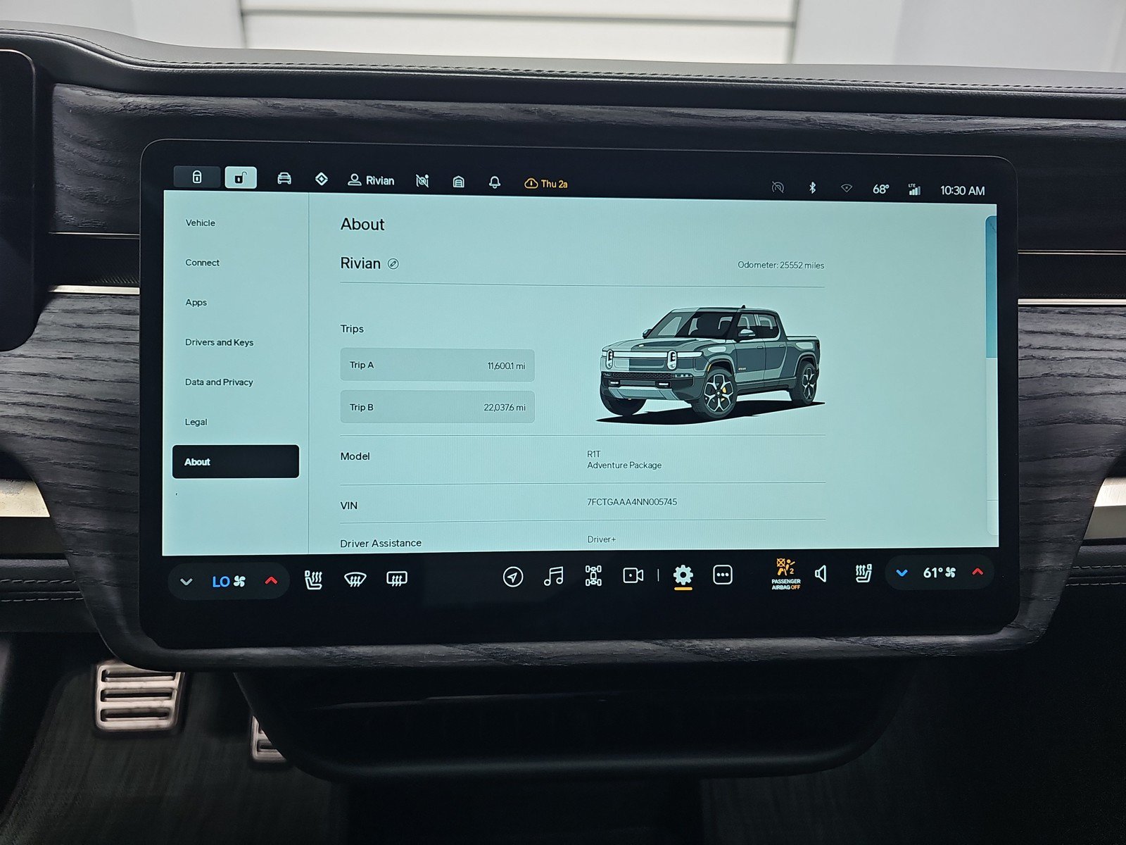 Used 2022 Rivian R1T Adventure AWD/4WD image 27