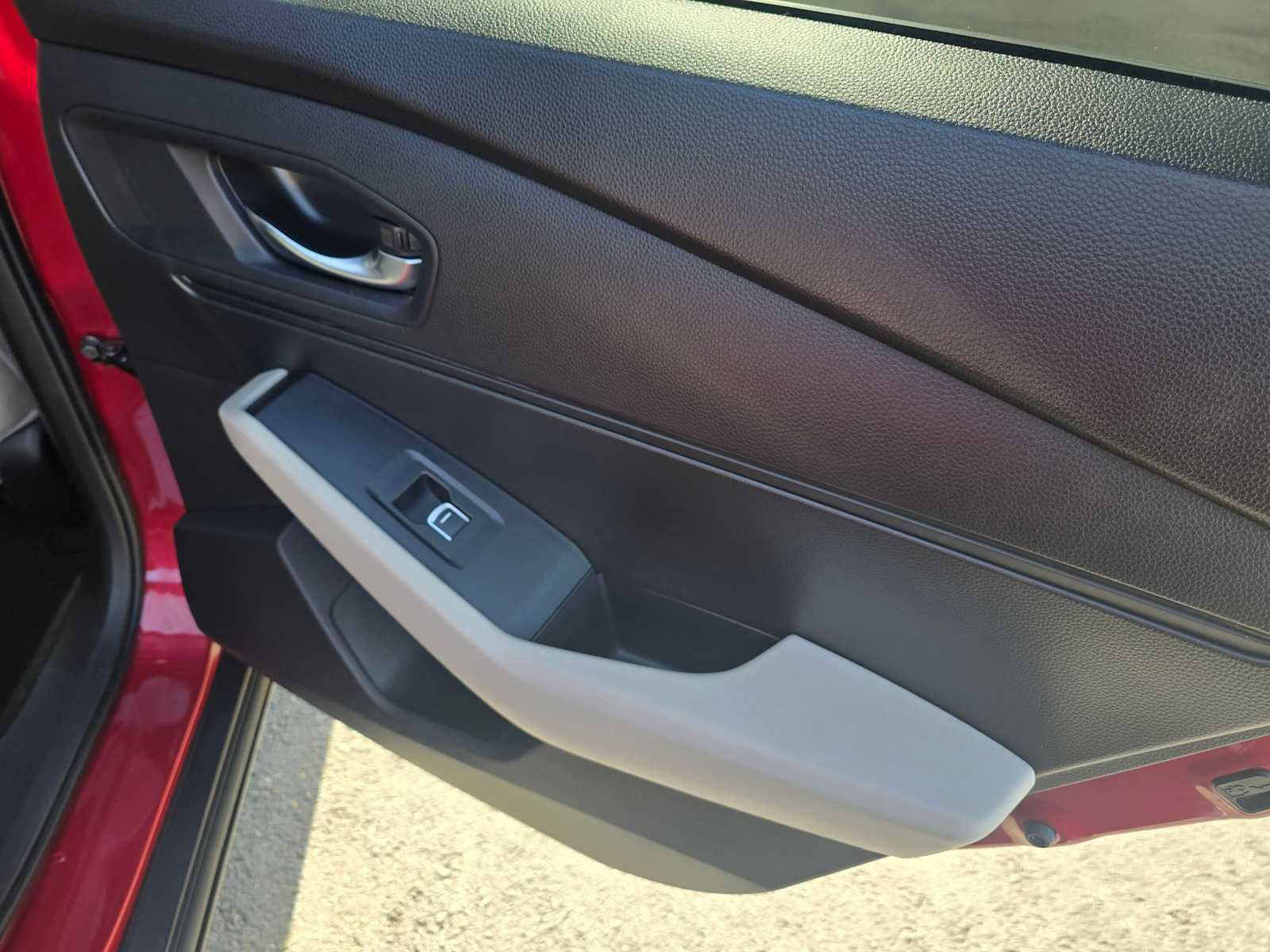 Used 2023 Honda Accord EX image 13