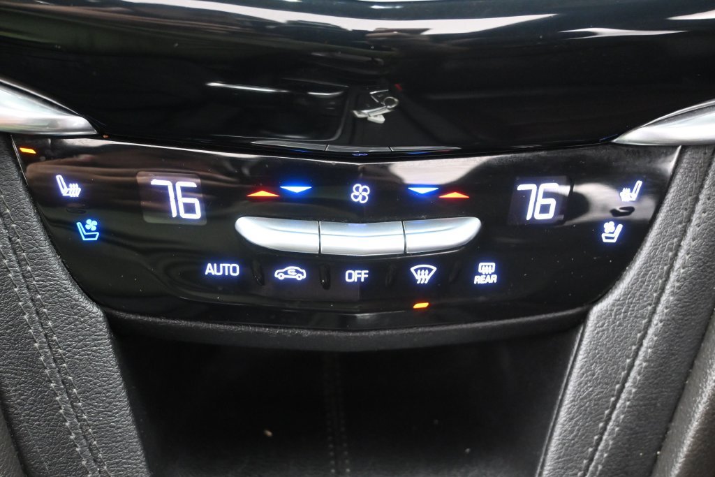 Used 2021 Cadillac XT6 Premium Luxury AWD/4WD image 19