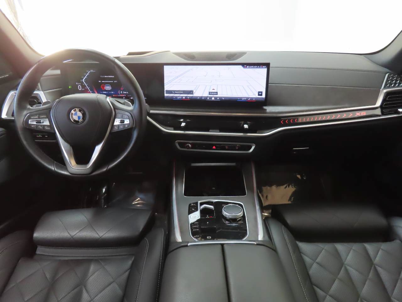 Used 2025 BMW X5 sDrive40i w/ Climate Comfort Package RWD image 15