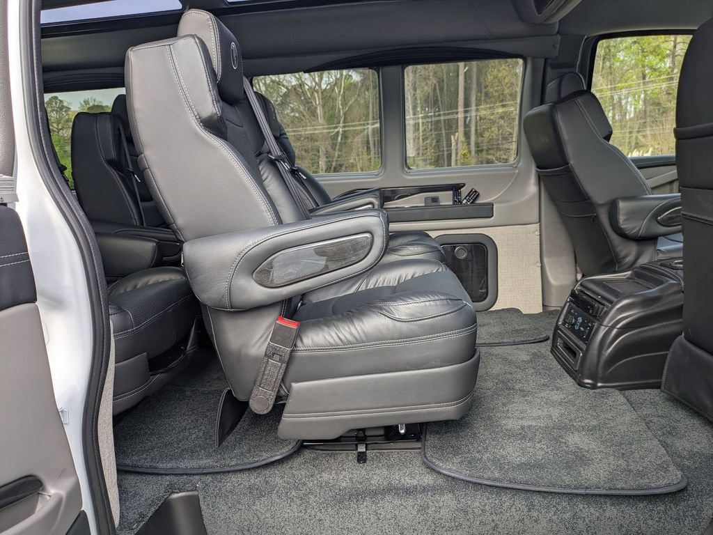 New 2026 Chevrolet Express 2500 Extended RWD image 35
