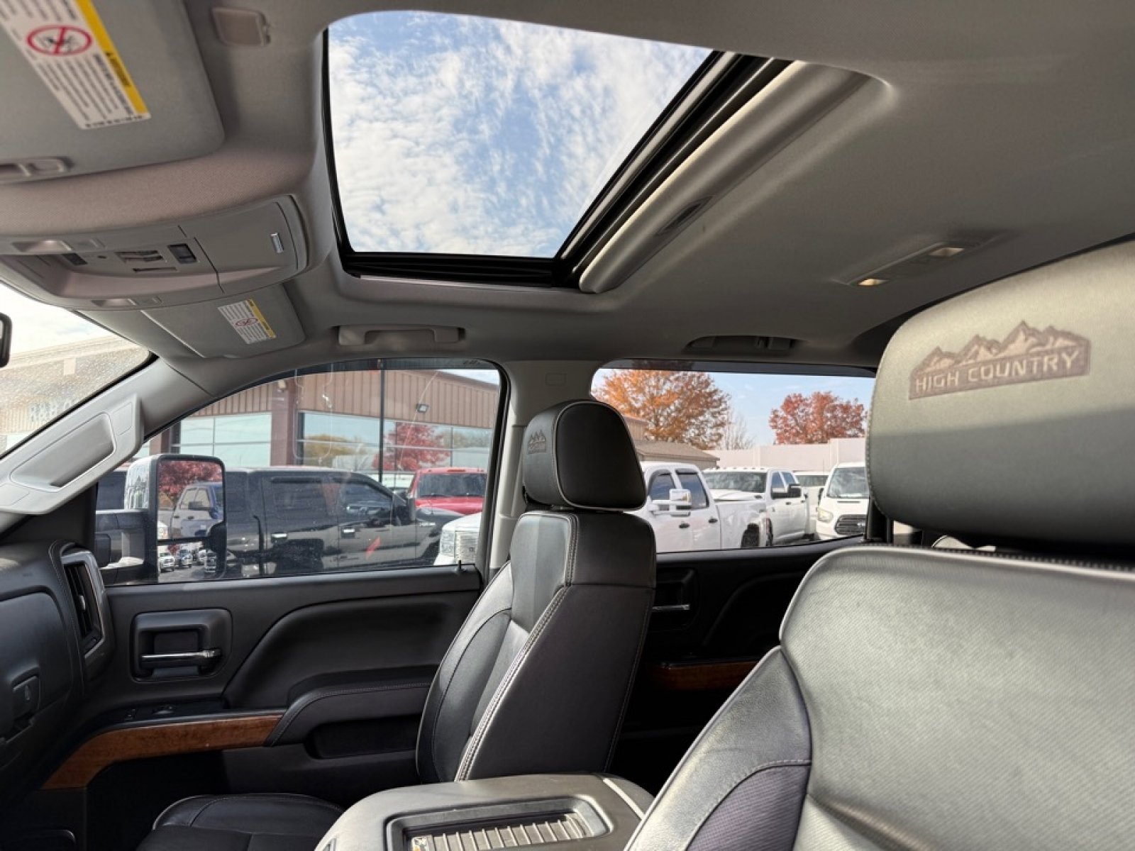 Used 2018 Chevrolet Silverado 2500 High Country image 40