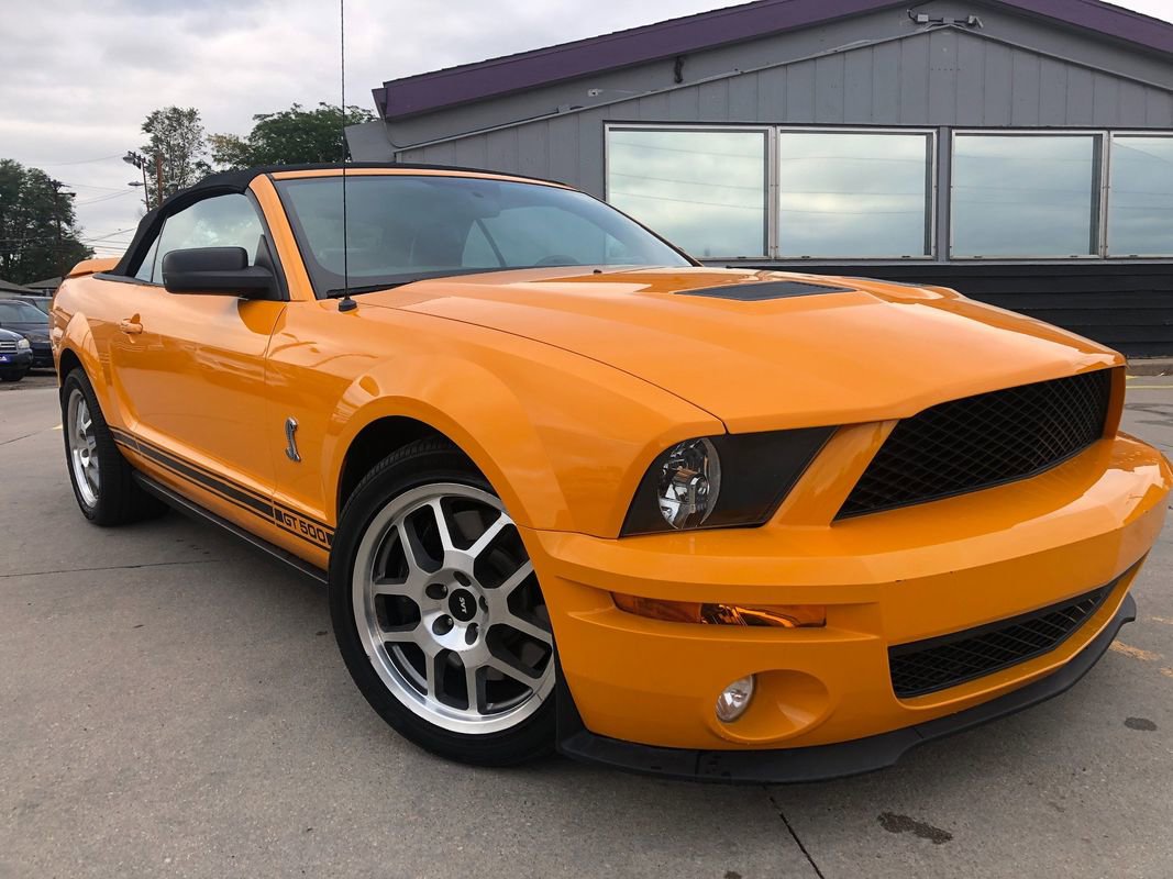 Used 2009 Ford Mustang Shelby GT500 image 2