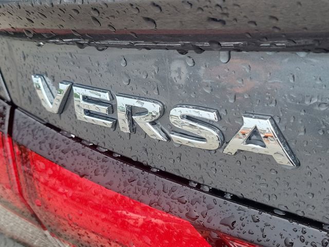 Used 2025 Nissan Versa SR w/ Trunk Package image 9