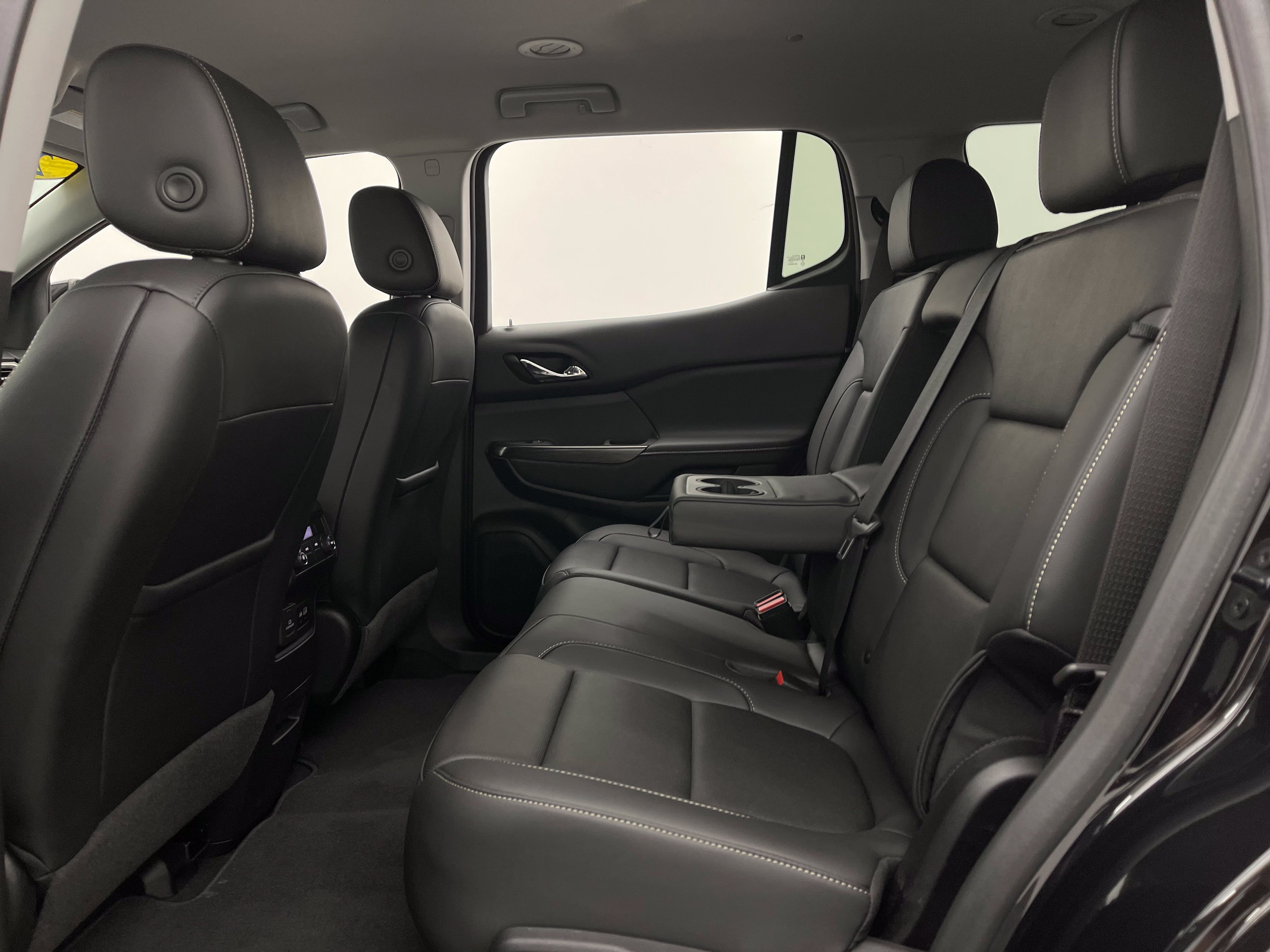Used 2023 GMC Acadia SLT FWD image 39