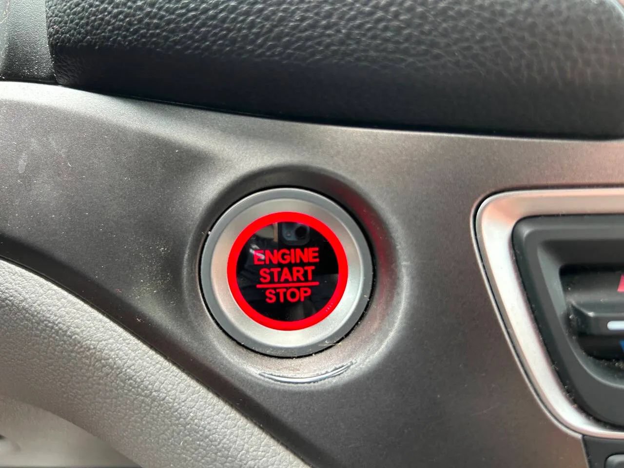 Used 2019 Honda Pilot EX-L image 30