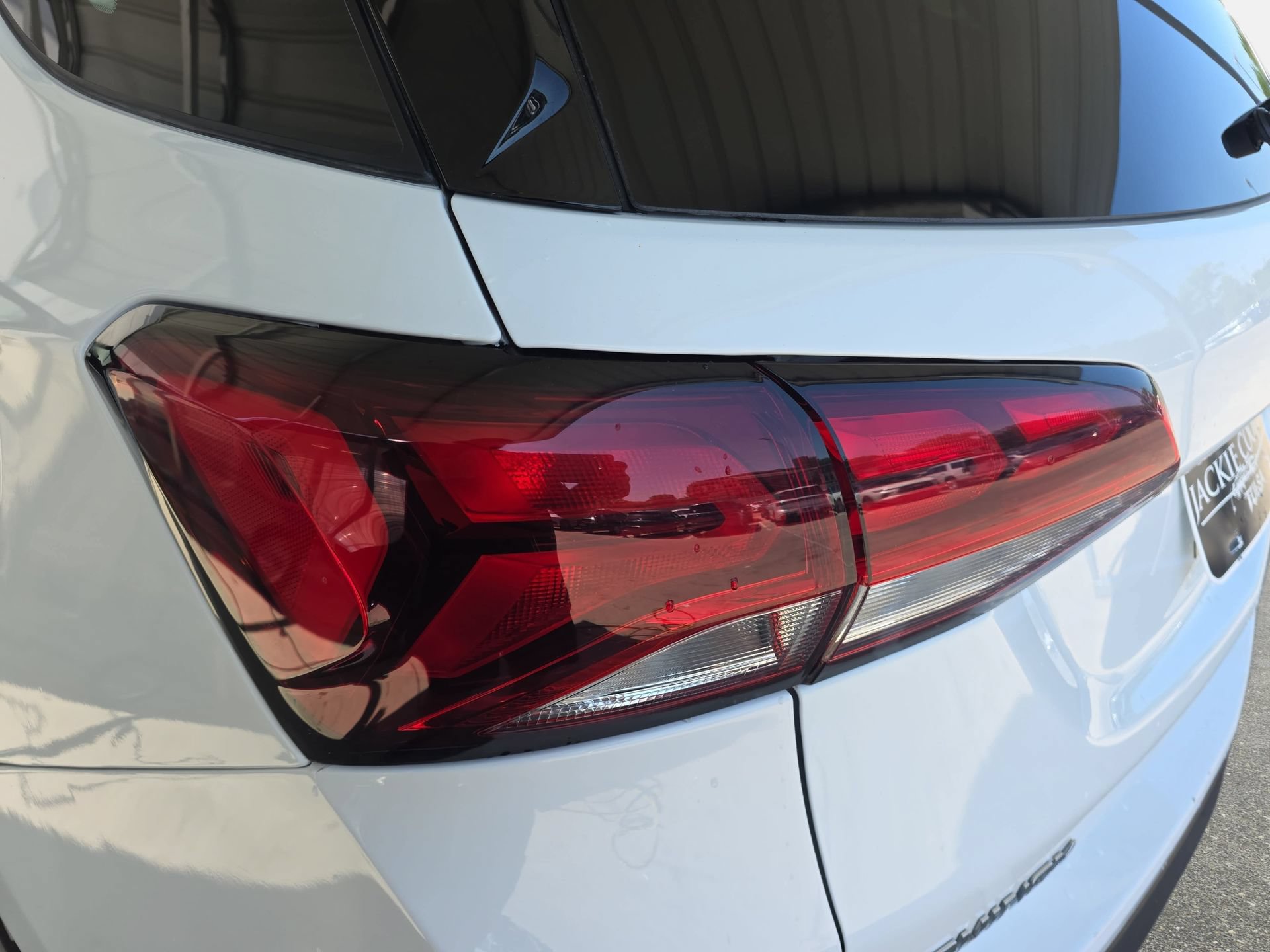 Used 2023 Chevrolet Equinox LT FWD image 32