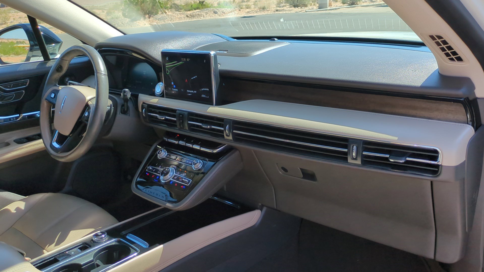 Used 2020 Lincoln Corsair Reserve w/ Equipment Group 201A image 33