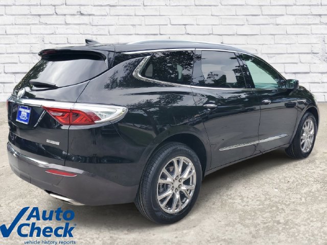 Certified 2022 Buick Enclave Essence w/ Experience Buick Package FWD image 4