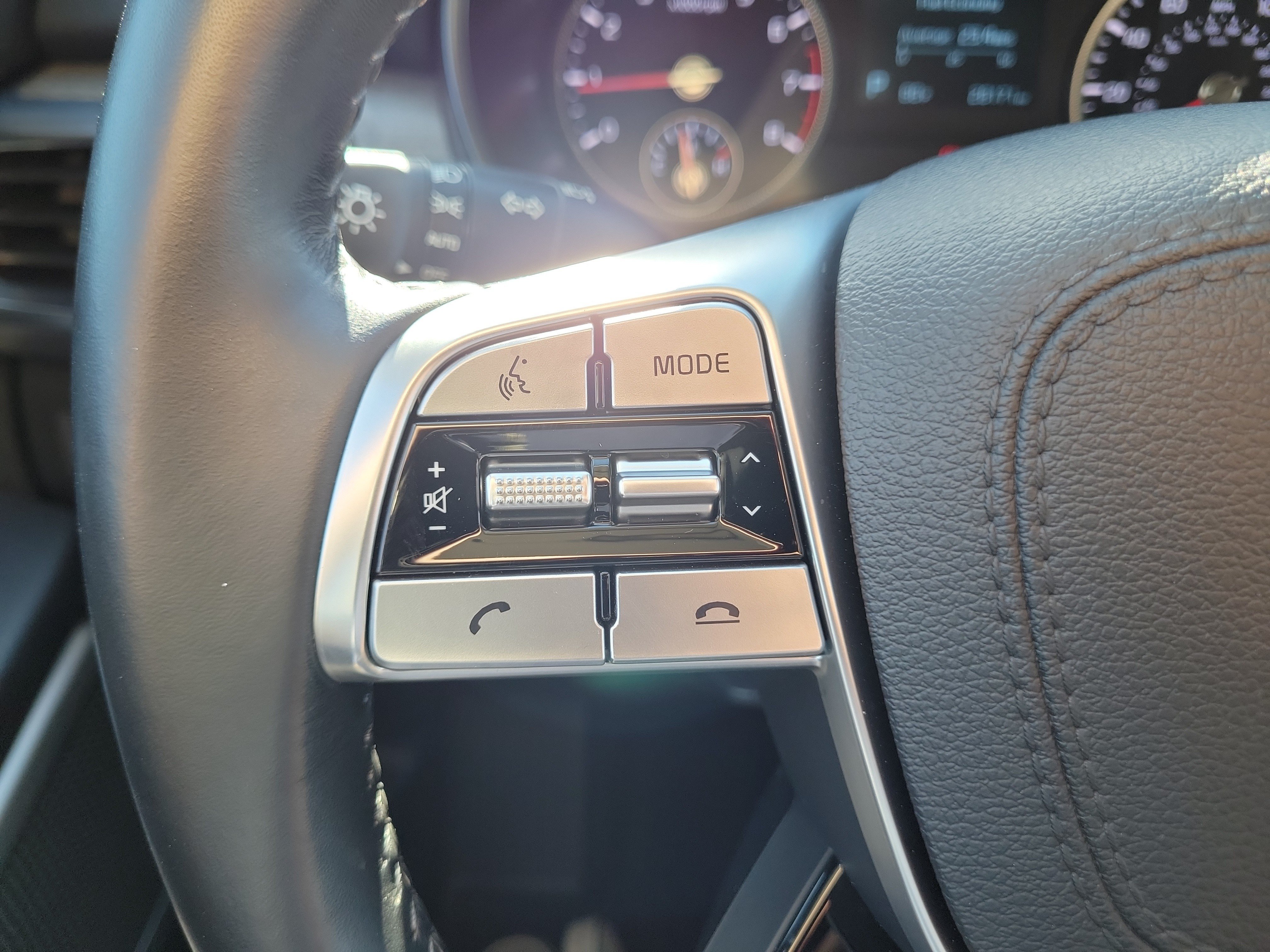 Certified 2022 Kia Telluride EX FWD image 29