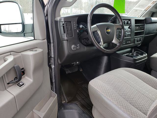 Used 2016 Chevrolet Express 3500 LT w/ LT Preferred Equipment Group image 10