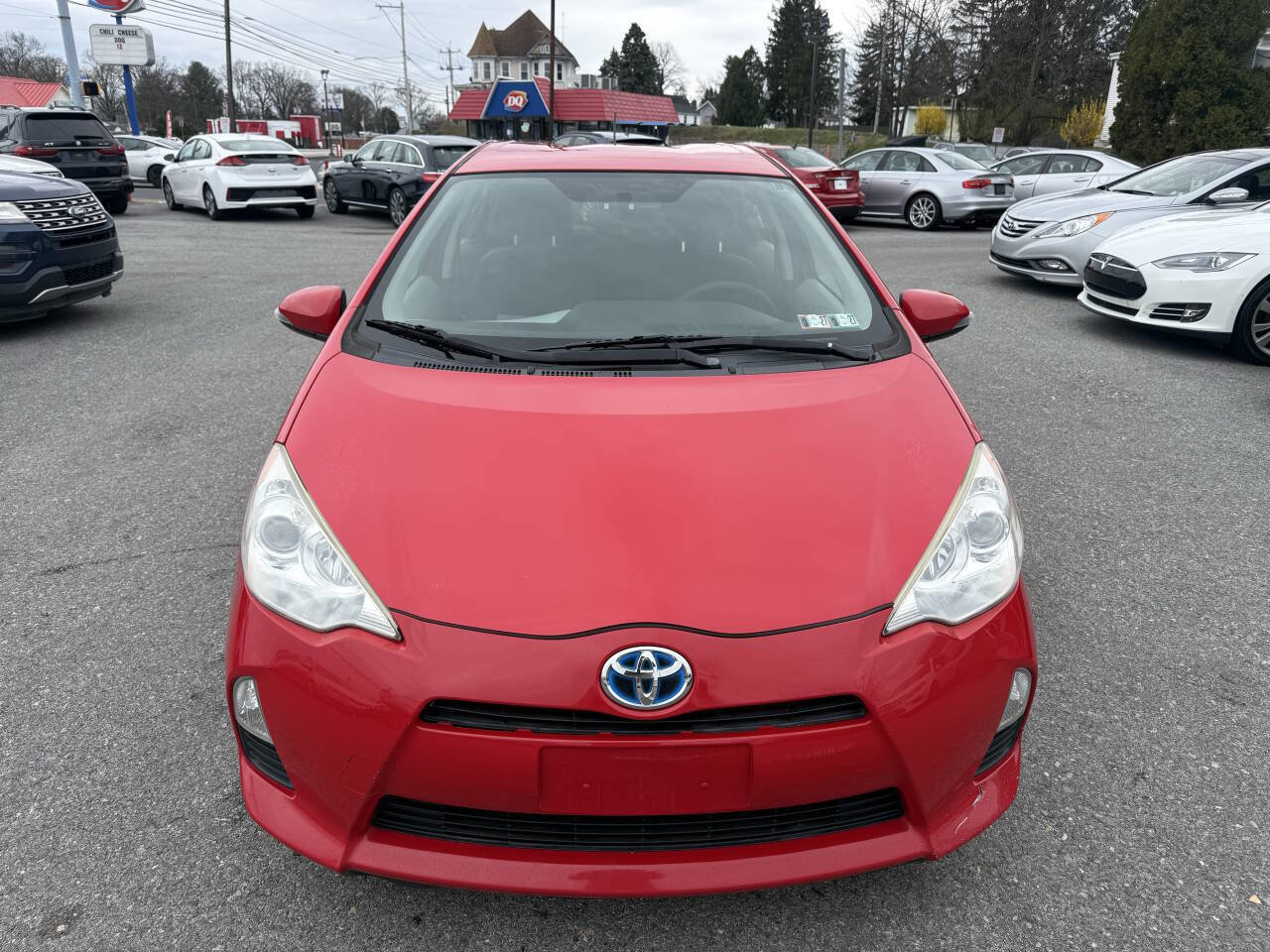 Used 2012 Toyota Prius C Two image 2
