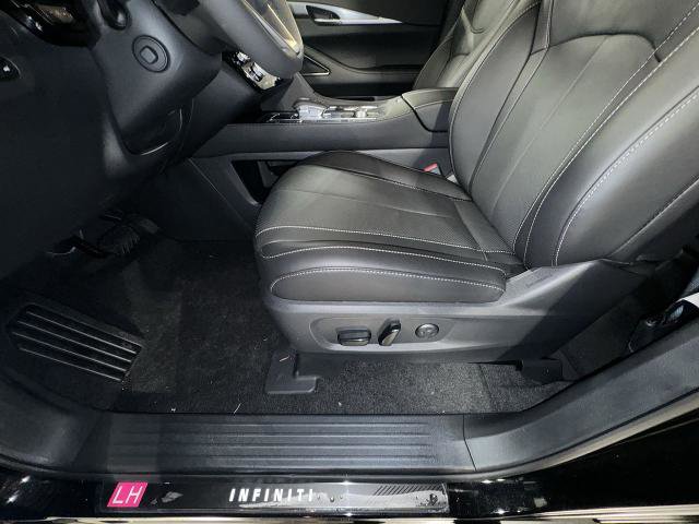 Certified 2025 INFINITI QX60 Luxe w/ Black Edition image 15