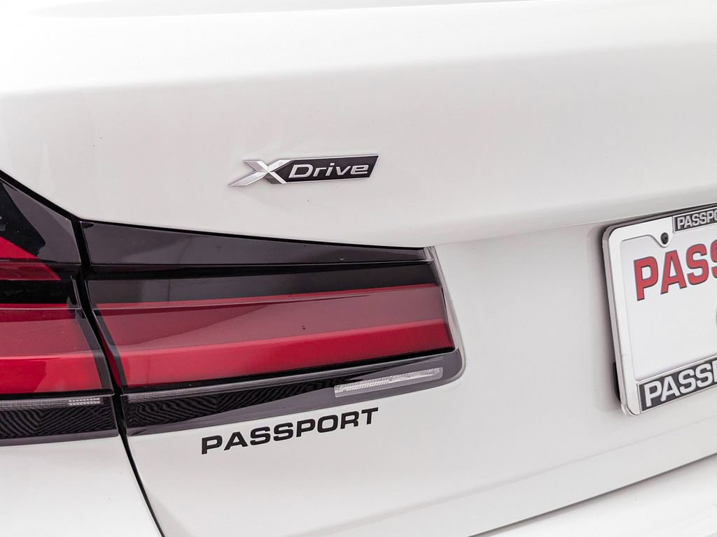 Certified 2023 BMW 530i xDrive w/ Premium Package AWD/4WD image 13
