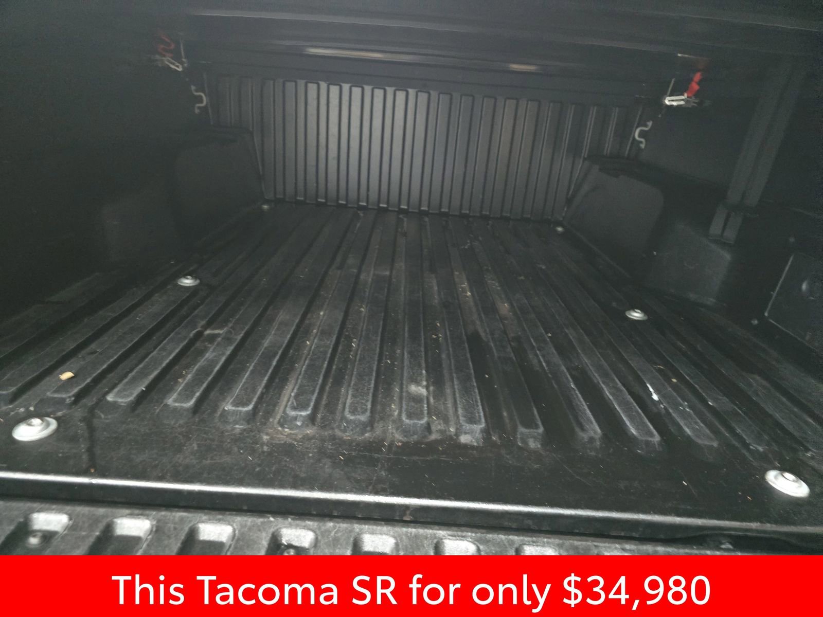Used 2022 Toyota Tacoma SR image 18