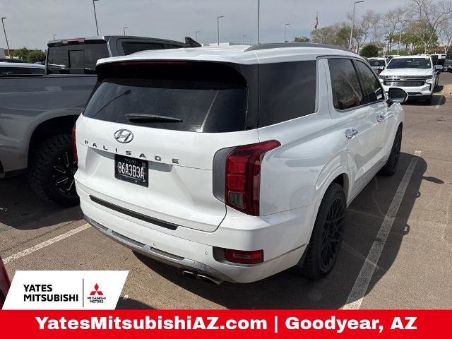 Used 2022 Hyundai Palisade Calligraphy image 3
