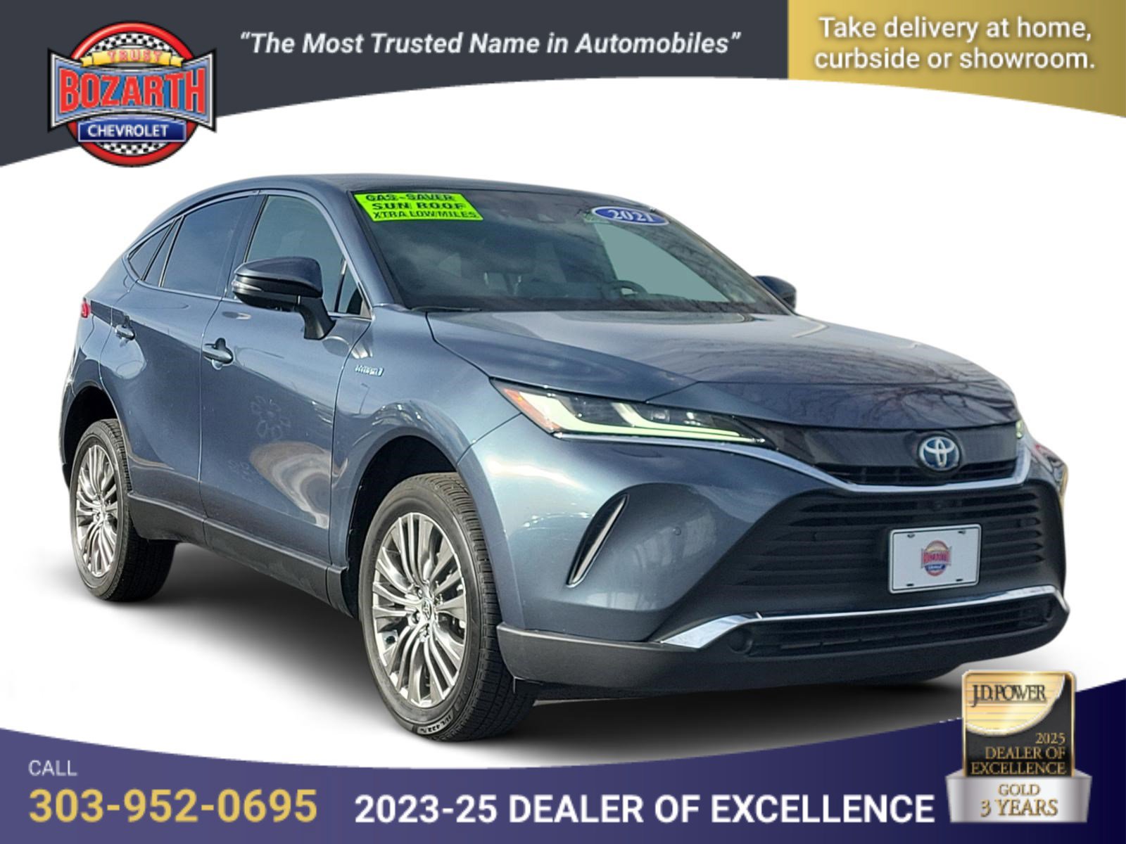 Used 2021 Toyota Venza LE image 1
