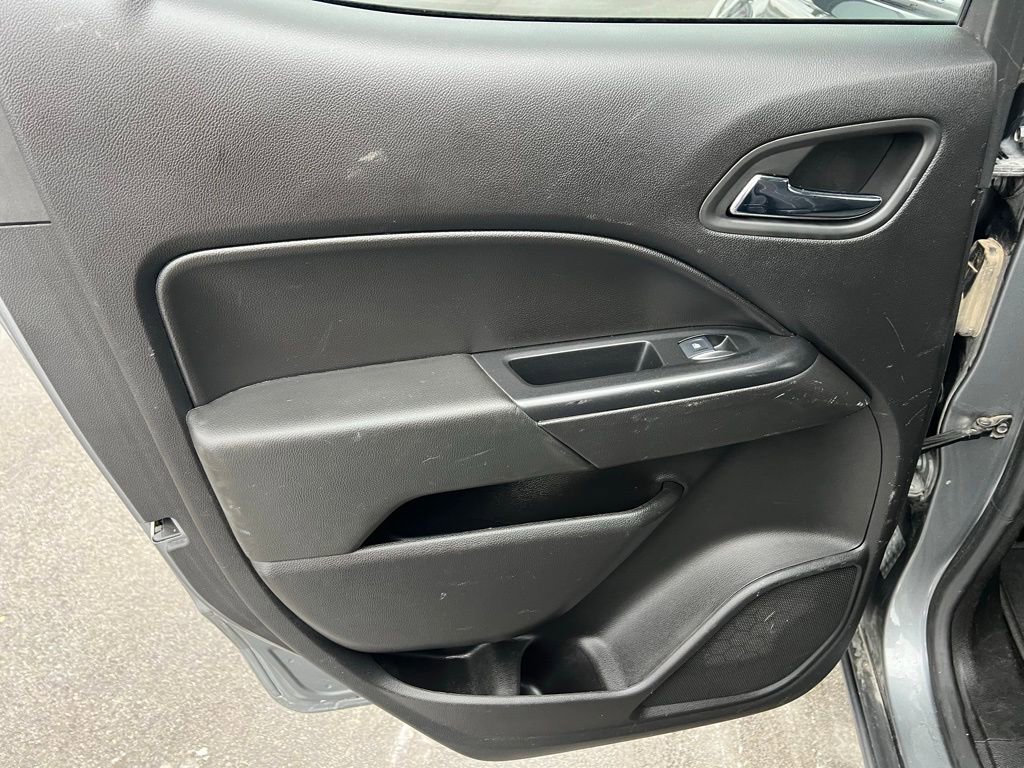 Used 2018 Chevrolet Colorado LT w/ LT Convenience Package image 18