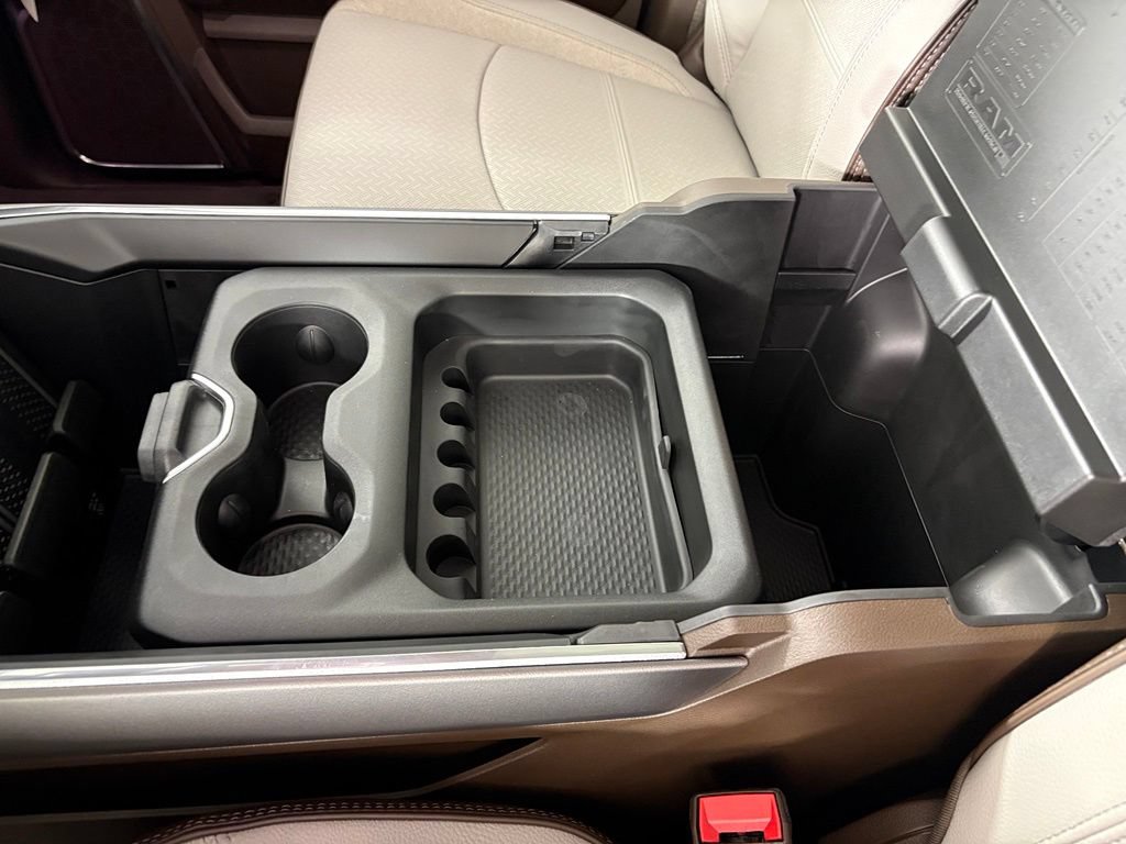 New 2026 RAM 2500 Laramie AWD/4WD image 41