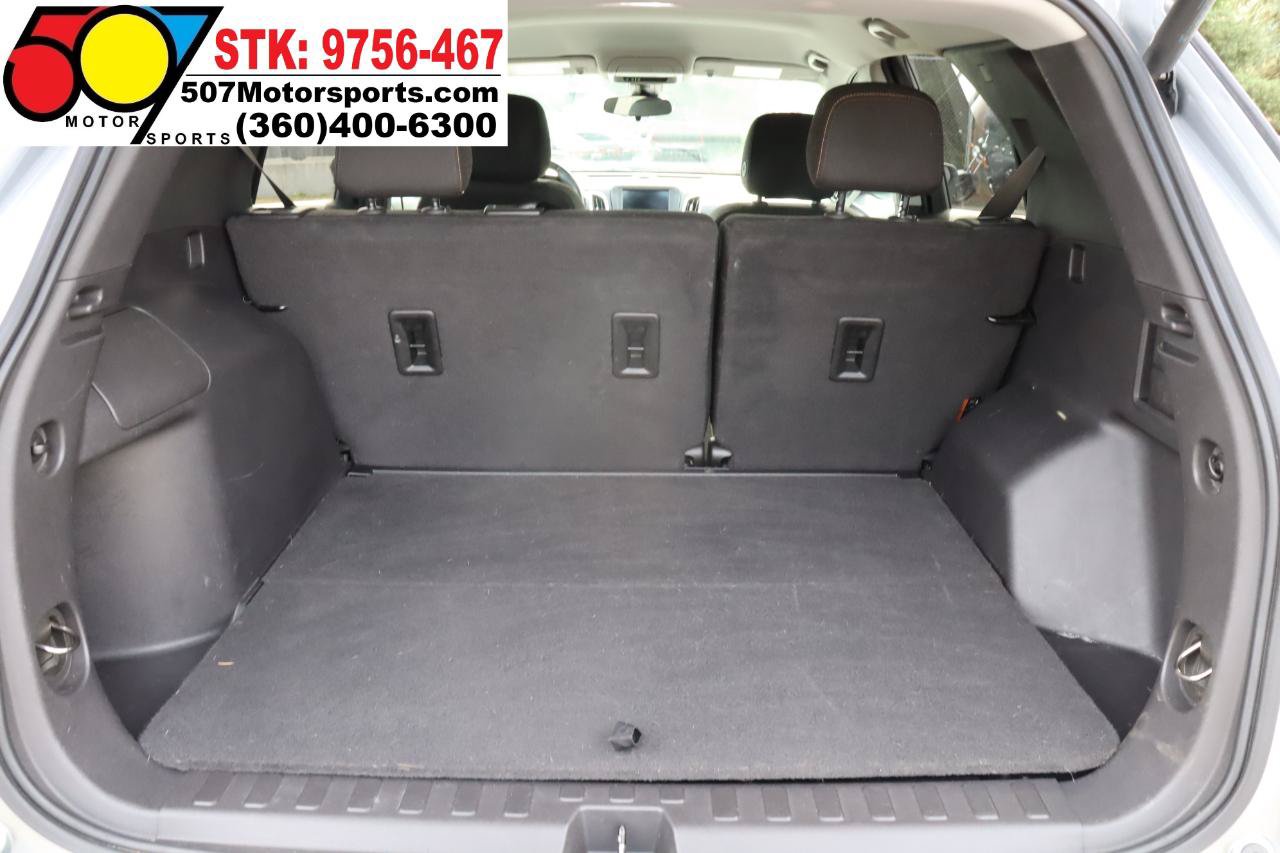 Used 2023 Chevrolet Equinox LT w/ Driver Convenience Package AWD/4WD image 14