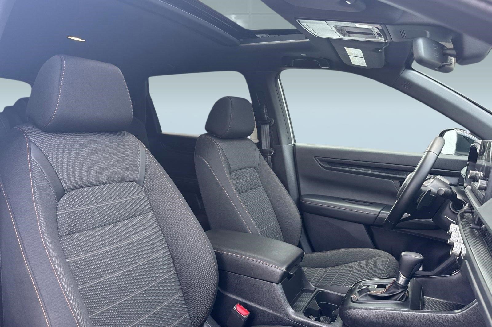 Certified 2025 Honda CR-V Sport image 30