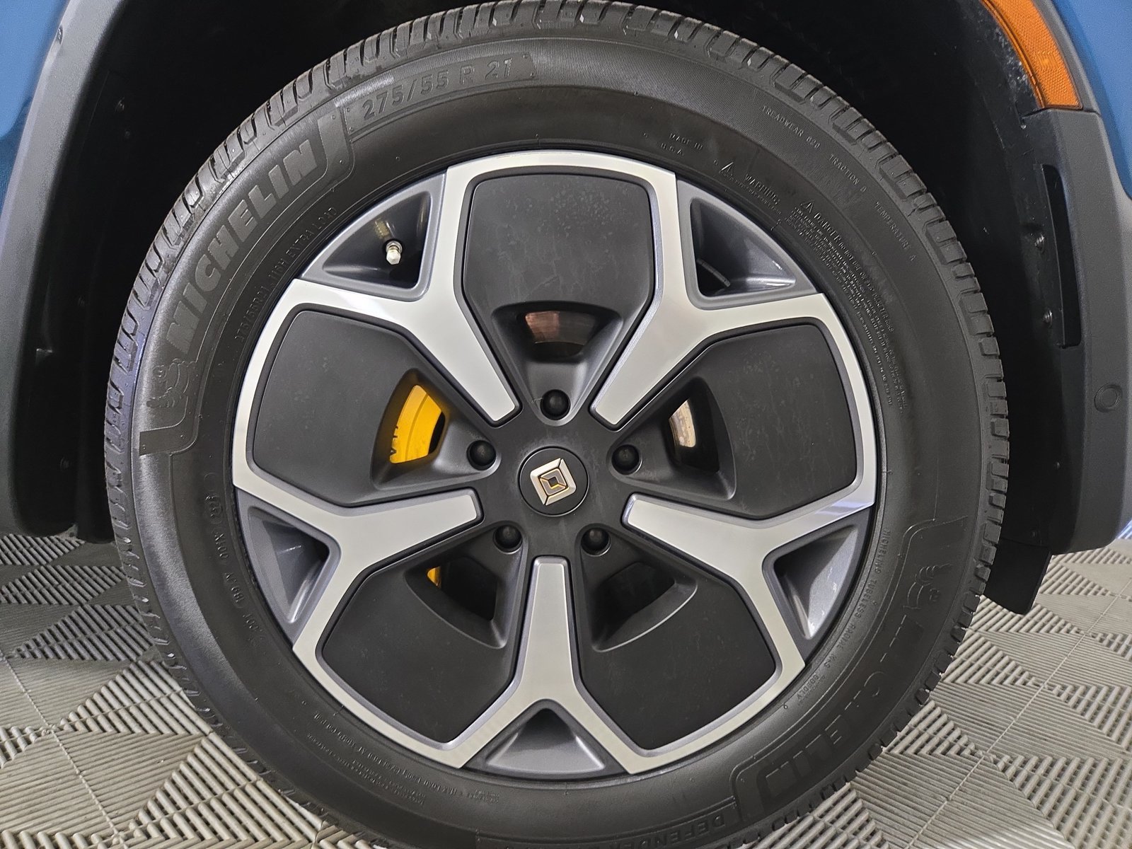 Used 2022 Rivian R1T Adventure AWD/4WD image 11
