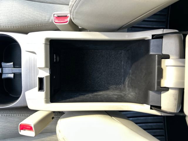 Used 2011 Subaru Legacy 2.5i Premium image 22