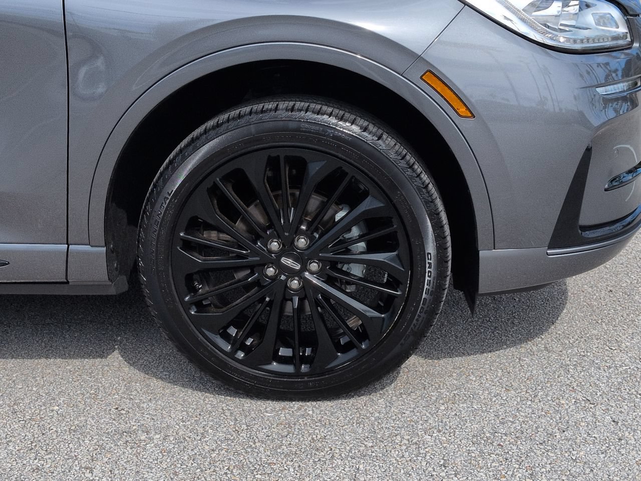 Certified 2026 Lincoln Corsair Reserve w/ Jet Appearance Package FWD image 11