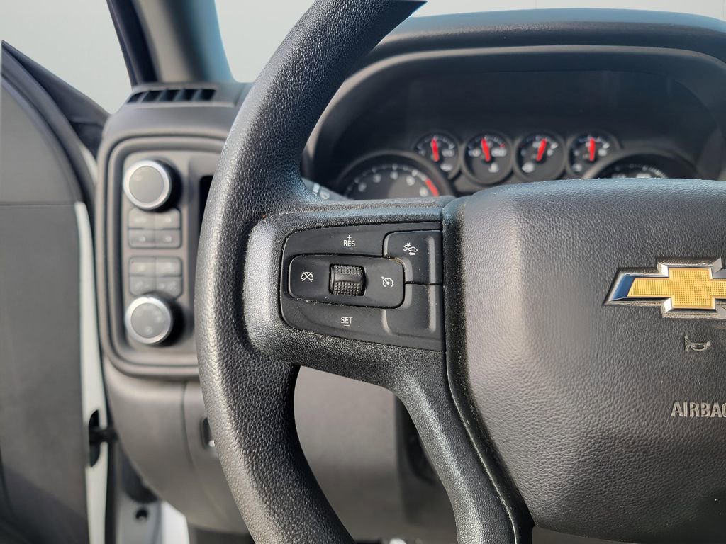 Used 2025 Chevrolet Silverado 1500 W/T w/ WT Value Package image 17