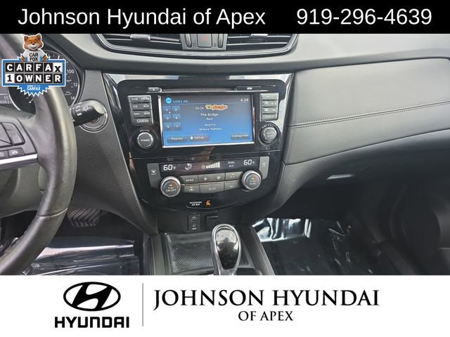 Used 2017 Nissan Rogue SL w/ SL Premium Package image 32