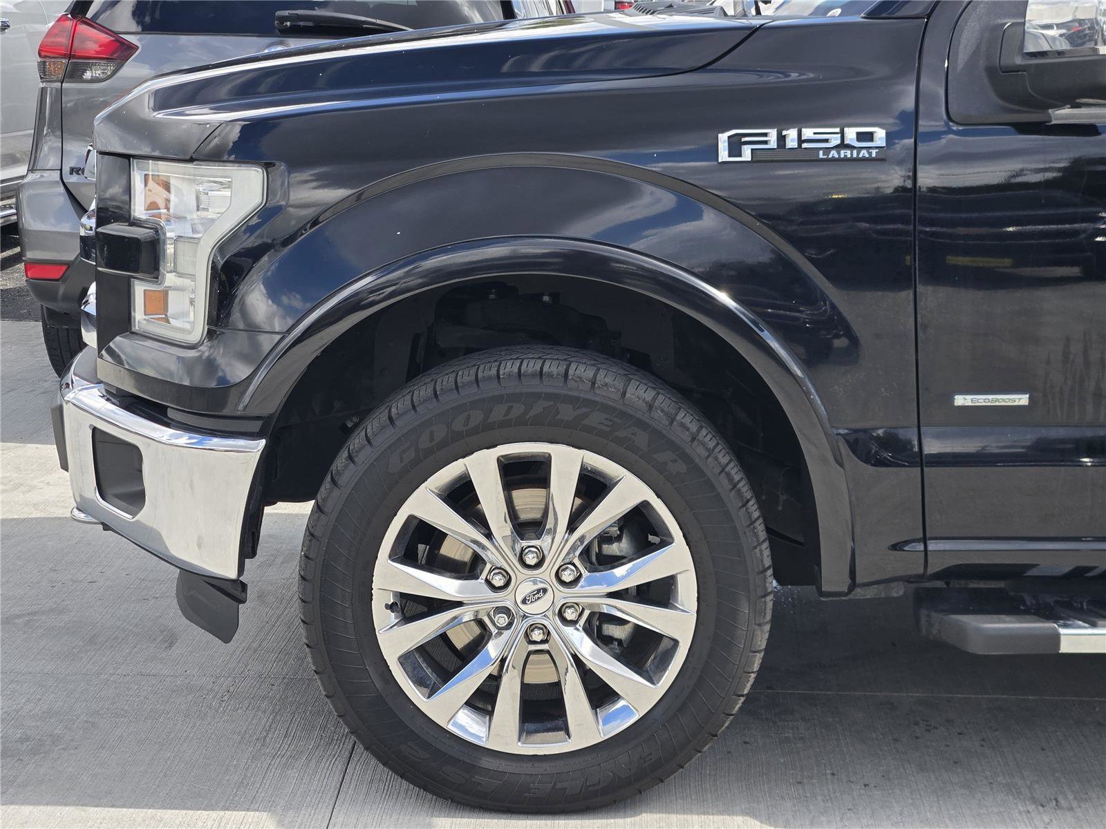 Used 2016 Ford F150 Lariat w/ Equipment Group 502A Luxury AWD/4WD image 9