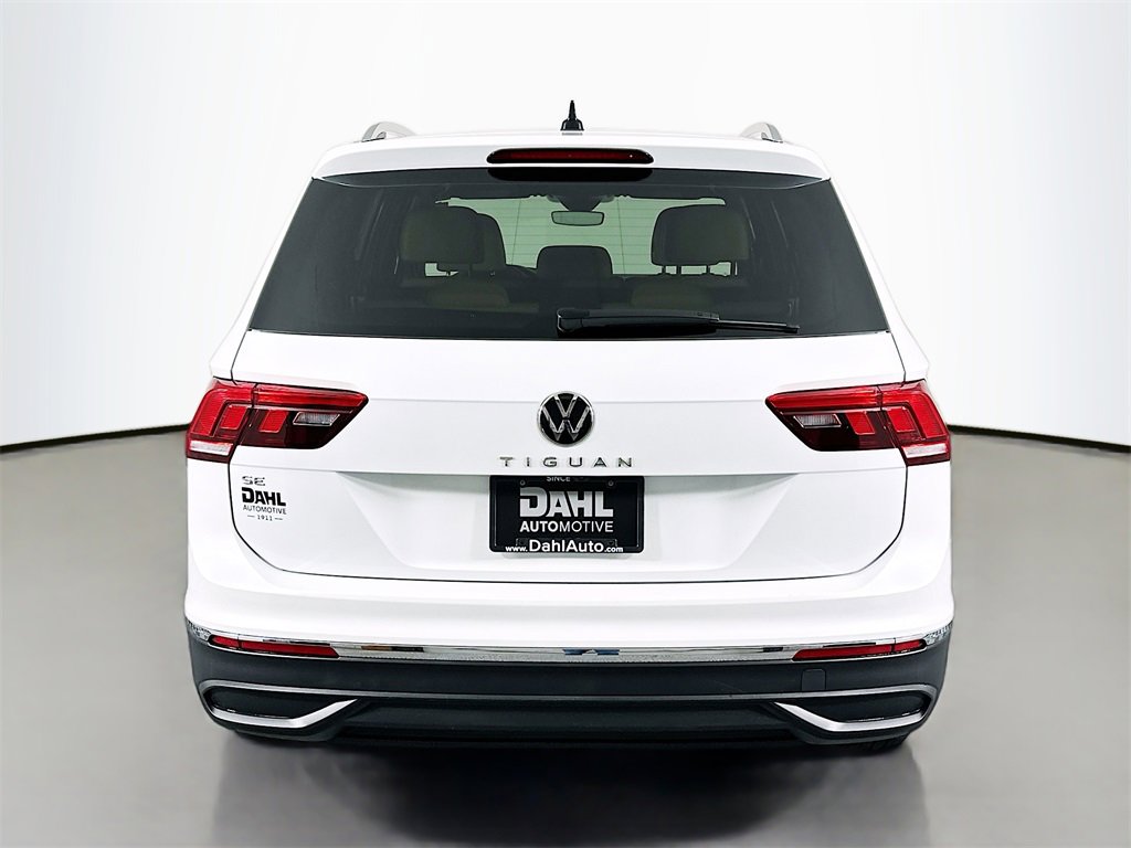 Used 2023 Volkswagen Tiguan SE image 6