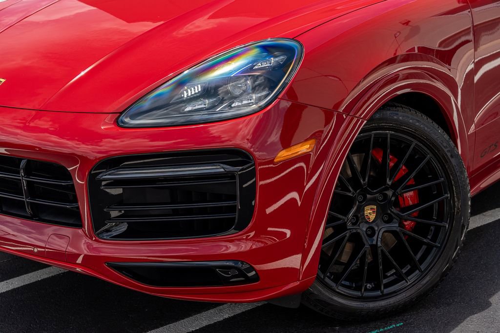 Used 2021 Porsche Cayenne GTS AWD/4WD image 3