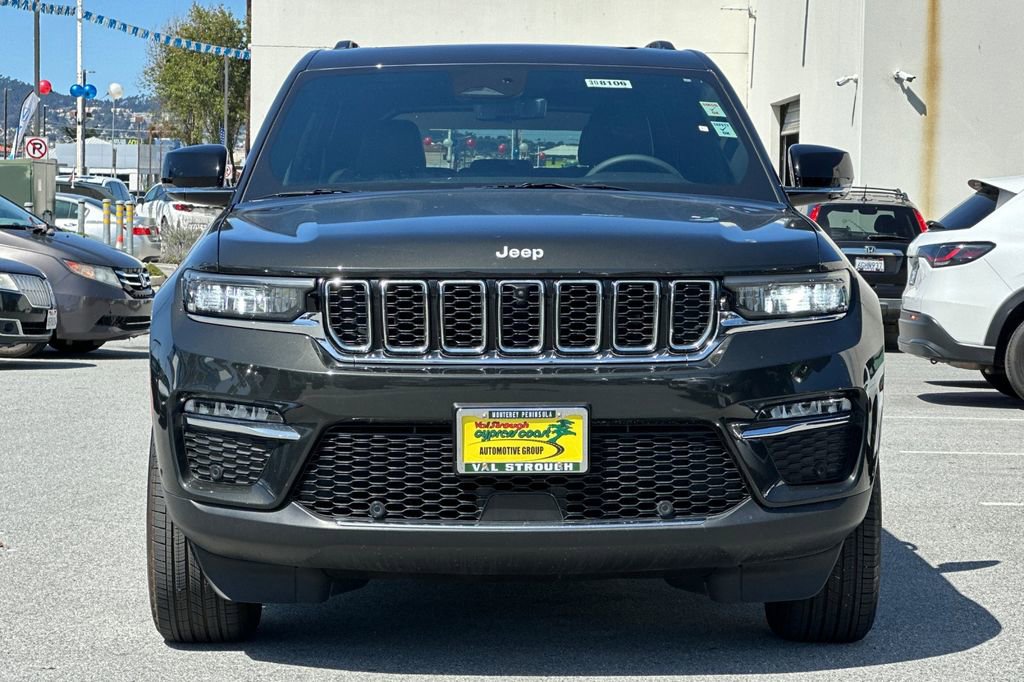 Used 2024 Jeep Grand Cherokee Limited w/ Luxury Tech Group II AWD/4WD image 8