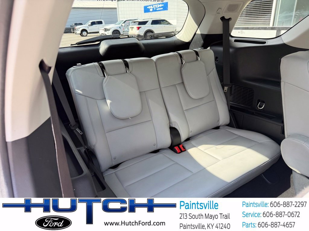 Used 2025 Ford Explorer Platinum w/ Ultimate Package AWD/4WD image 33