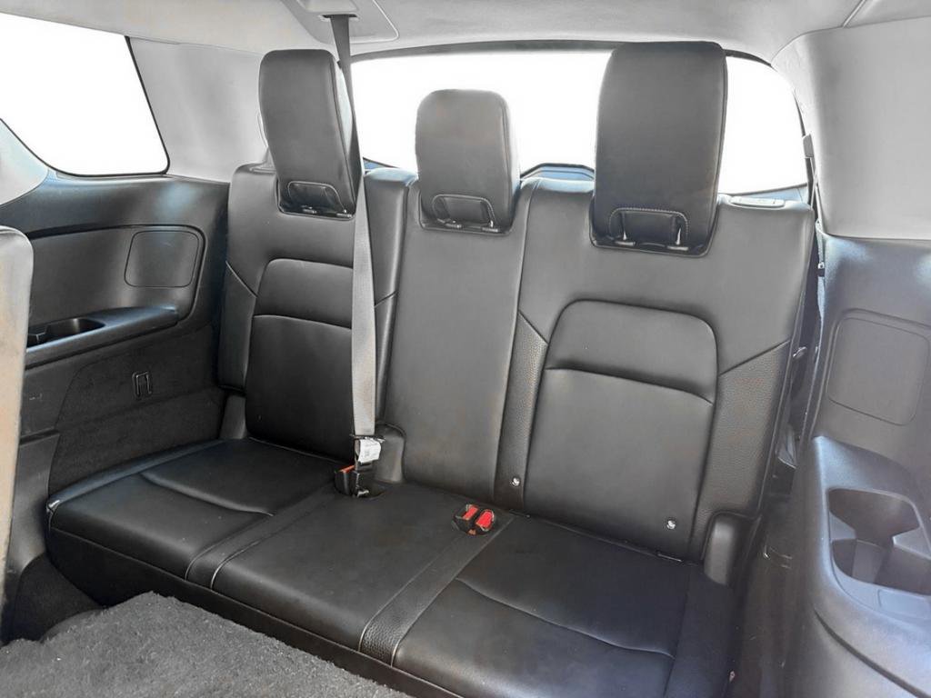 Used 2022 Nissan Pathfinder SL w/ Lighting Package (N92) image 23