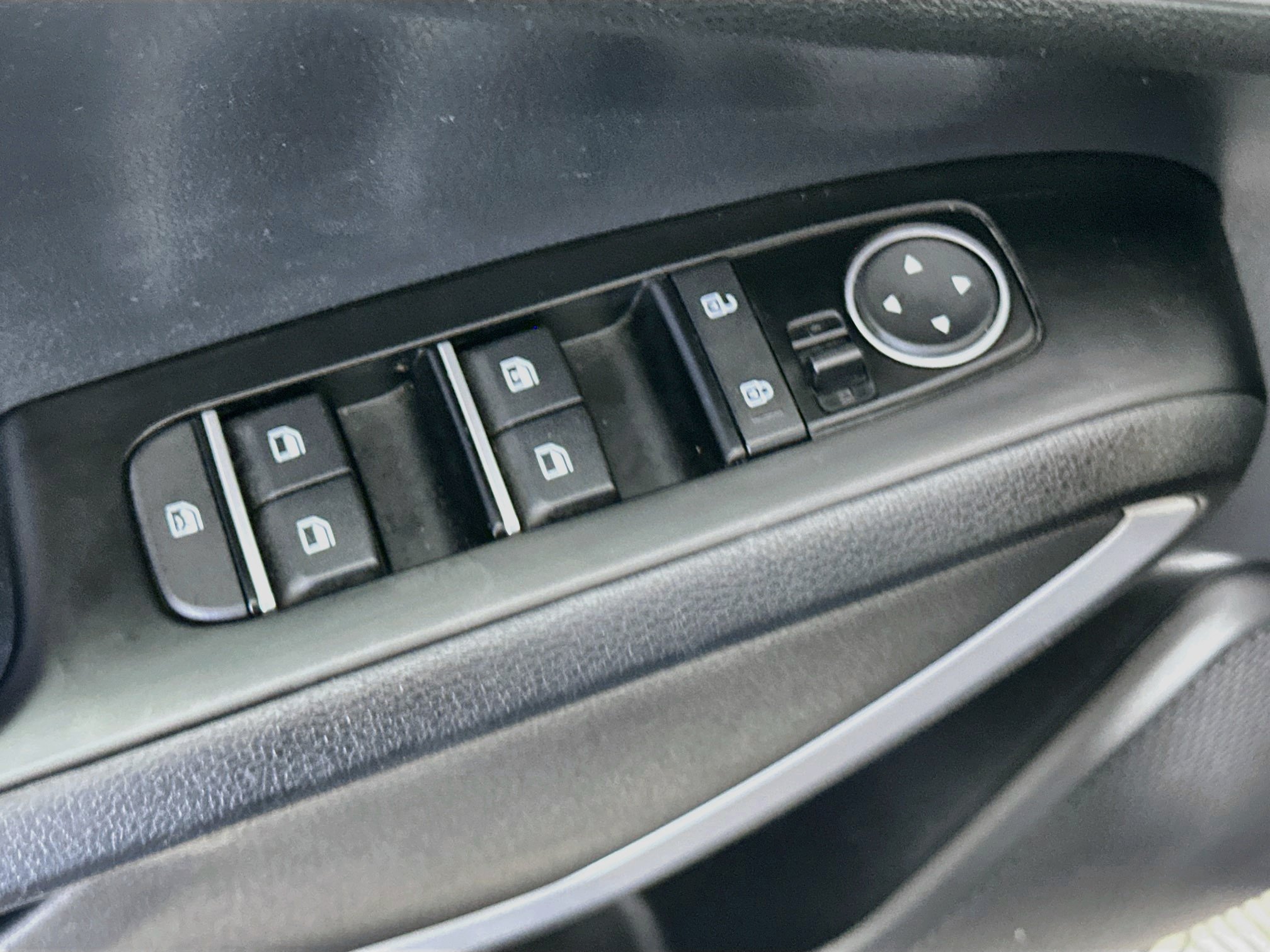 Used 2025 Kia Soul LX w/ LX Technology Package FWD image 15