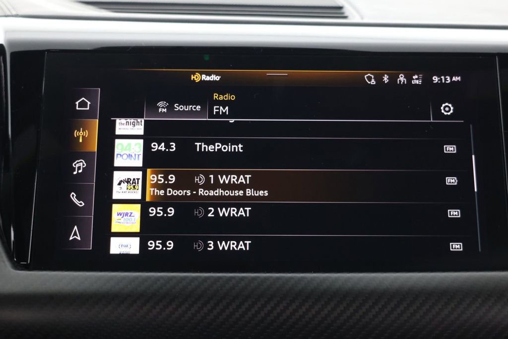 Used 2024 Audi e-tron GT Prestige w/ Prestige Package image 19