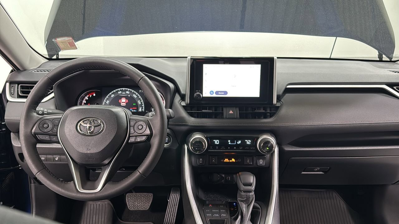 Certified 2025 Toyota RAV4 XLE w/ Convenience Package image 9