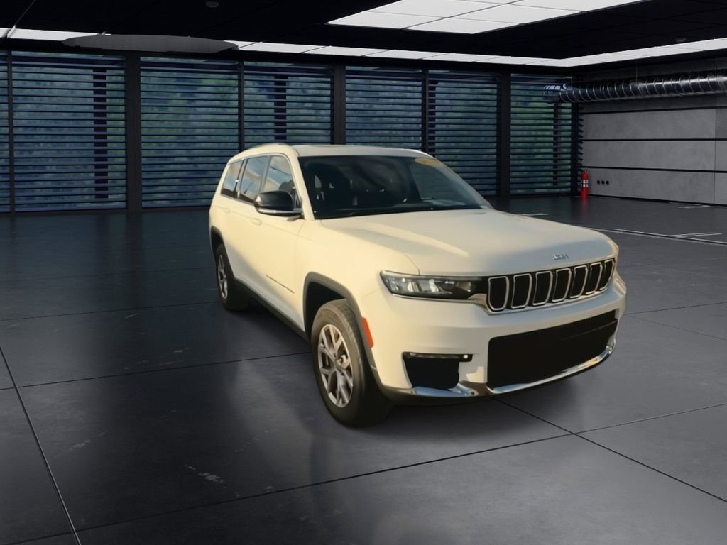 Used 2022 Jeep Grand Cherokee L Limited image 3