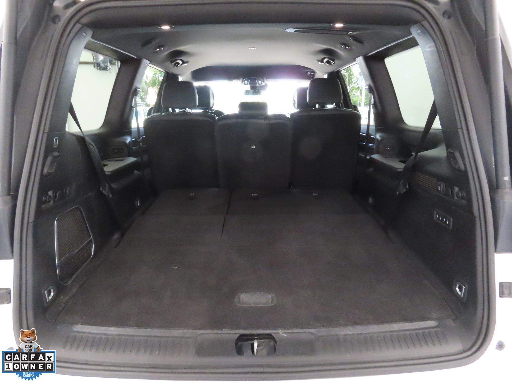 Used 2024 Jeep Wagoneer Series II w/ Flexible Seating Group RWD image 25
