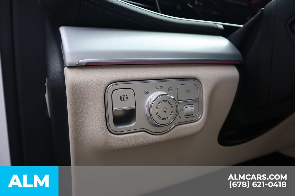 Used 2025 Mercedes-Benz GLS 450 4MATIC image 17