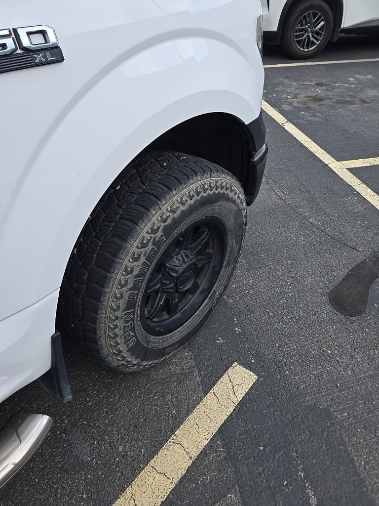 Used 2015 Ford F150 XL w/ Equipment Group 101A Mid AWD/4WD image 15
