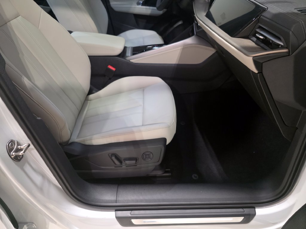 New 2026 Audi Q5 Premium Plus AWD/4WD image 16