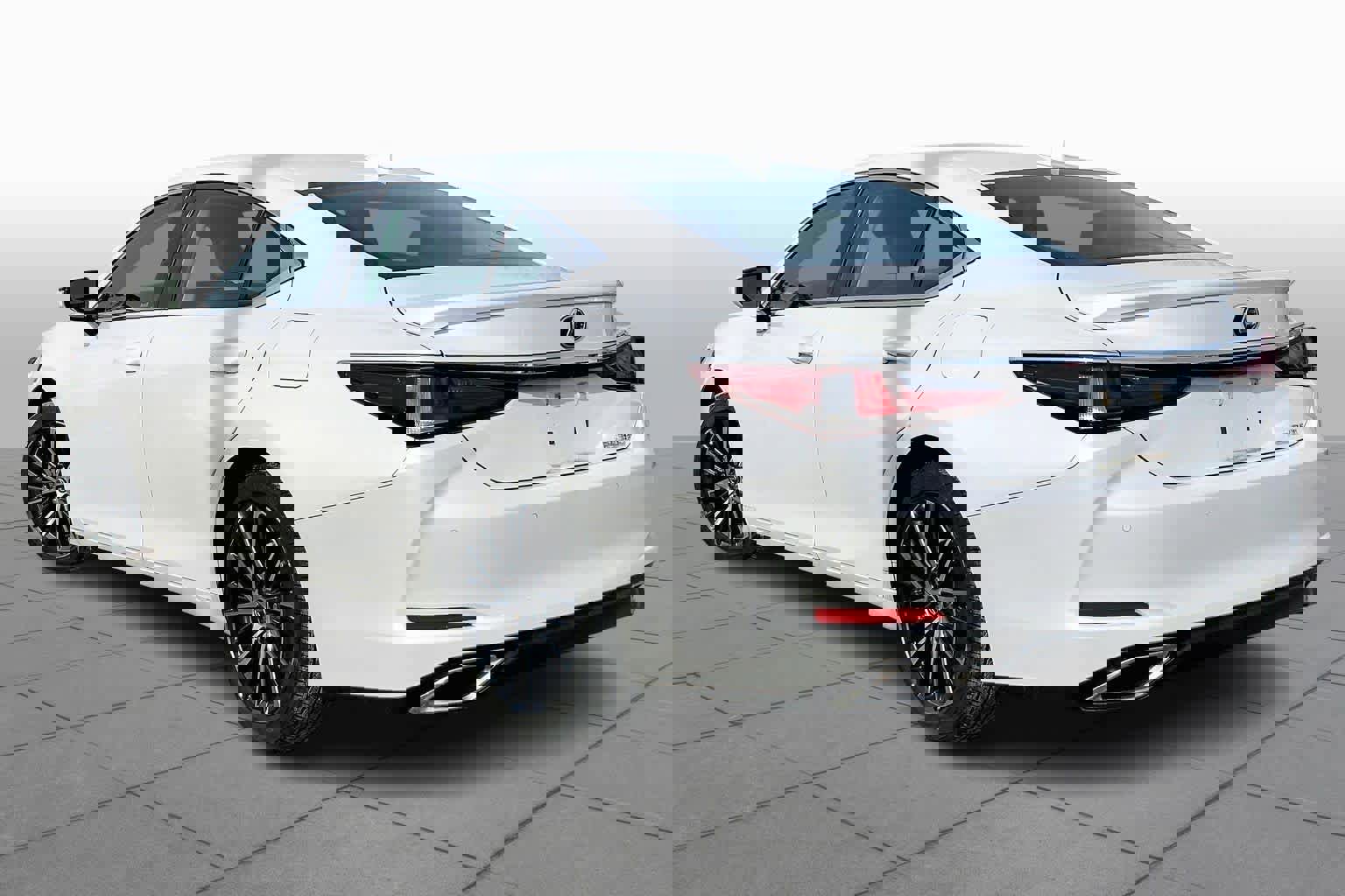 Certified 2022 Lexus ES 350 w/ Premium Package image 12