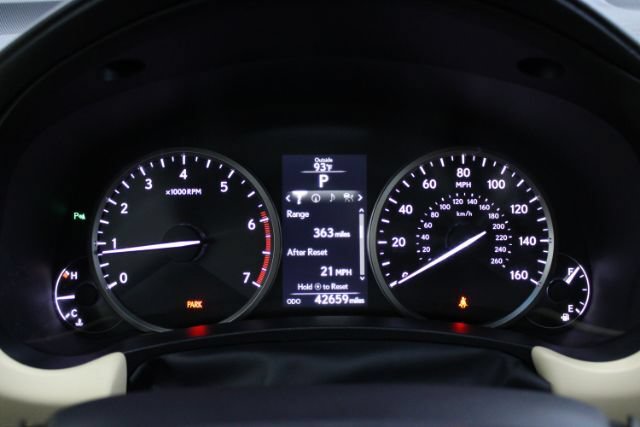 Used 2015 Lexus NX 200t FWD w/ Luxury Package image 24