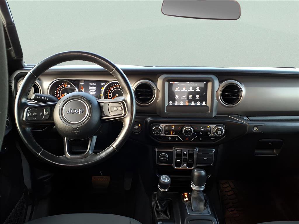 Used 2022 Jeep Gladiator Willys image 12