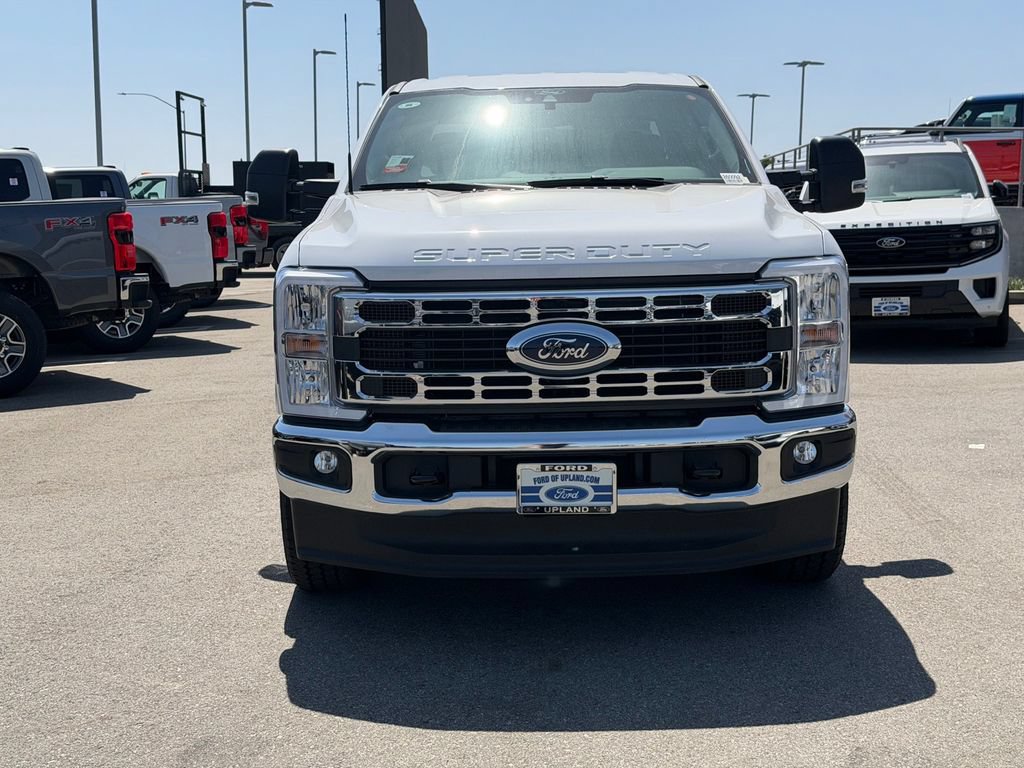 New 2026 Ford F250 XLT w/ FX4 Off-Road Package AWD/4WD image 2