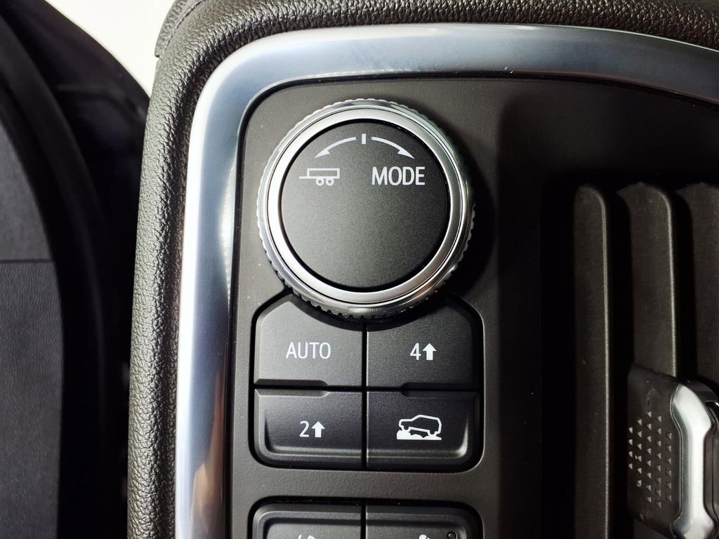 Used 2021 GMC Sierra 1500 SLT w/ SLT Premium Package AWD/4WD image 16